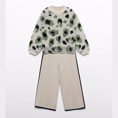 Abel & Lula Стилен плетен комплект с цветен пуловер и бежов широк панталон за момиче Abel&Lula