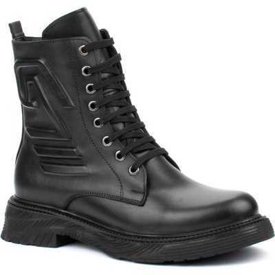 Дамски боти от естествена кожа в черно с щампа