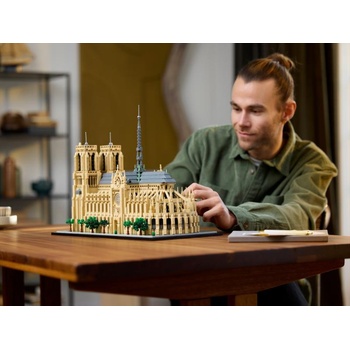 Image 1 of LEGO® Architecture - Notre-Dame de Paris (21061)