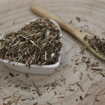 Emerosa Zádušník brečtanovitý vňať narezaná 250 g