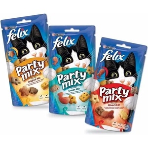 Purina Felix Party Mix Original лакомство за котки с пилешко, черен дроб и пуешко 60gr