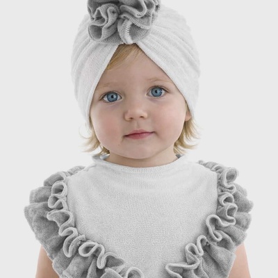 Dievčenský set turban so šatkou bielo/sivá
