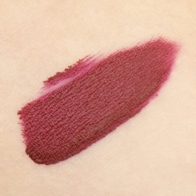 theBalm Meet Matte Hughes dlouhotrvající tekutá rtěnka Adoring 7,4 ml