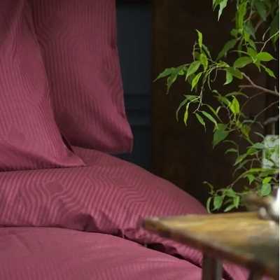 ISSIMO Luxusné žakardové obliečky BOTILO bordó Jacquard 100% bavlna 70x90 140x200