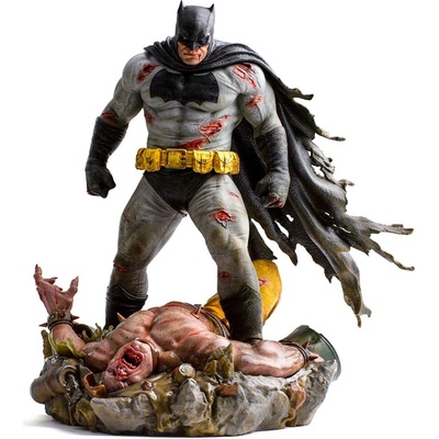 Iron Studios Batman The Dark Knight Returns 1/6 Diorama DC Comics