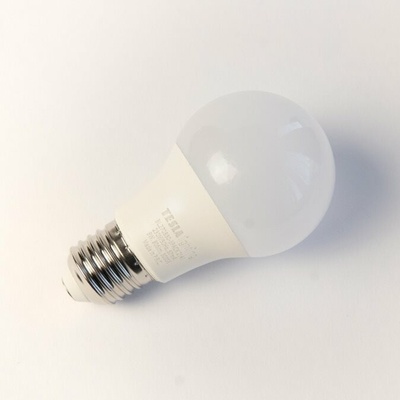 Tesla LED žárovka BULB E27, 8W, 230V, 806lm, 25 000h, 3000K teplá bílá, 220st 5ks v