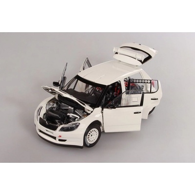 Abrex Škoda Fabia II FL S2000 Šotolinová kola 2010 Bílá 1:18