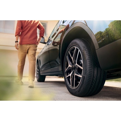Continental UltraContact 205/40 R17 84Y