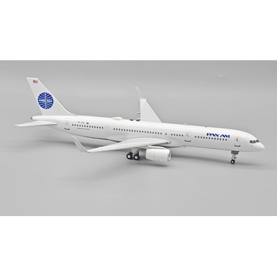 Inflight200 B757-23NWL Icelandair Pan Am Colors Named Yankee Clipper II 1:200