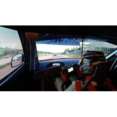 Závodní simulátor 2 osoby 60 minut Souboj