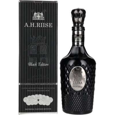 A.H. Riise Non Plus Ultra Black Edition 42% 0,7 l (karton)