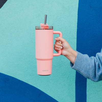 Quokka Vibe Smartgrip Nerezový termo pohár Coral 880 ml