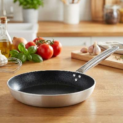 Pujadas panvica hliník nepriľnavá 24 cm Ergos