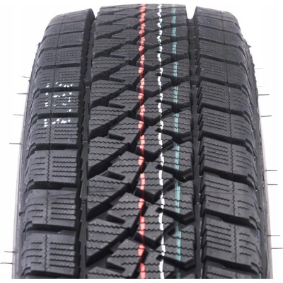 Bridgestone Blizzak W810 215/60 R17 104/102H