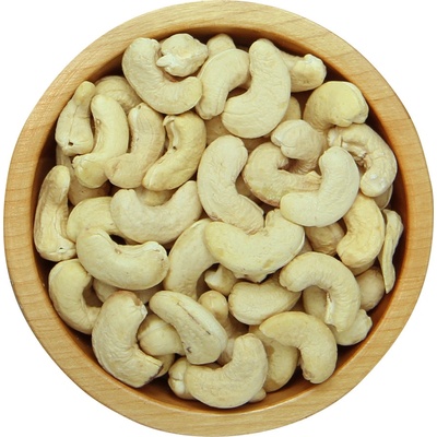 Diana Company Kešu celé natural W240 1 kg