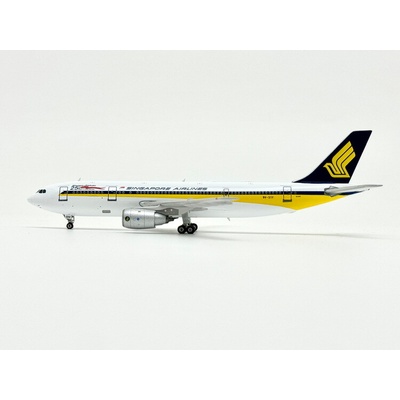 Phoenix A300B4-203 Singapore Airlines "1980s" Colors. With "Singapore Celebrating 25th Anniversary" Logo 1:400