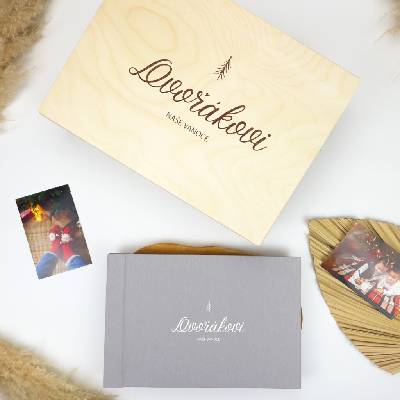Lovelu Vánoční set s personalizací Naše Vánoce - šedé fotoalbum a dřevěný box