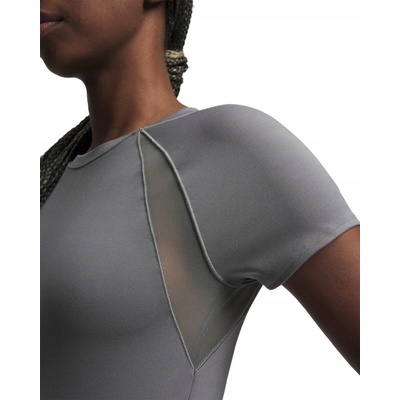 Under Armour Motion Mesh T Shirt Women 6011045 709
