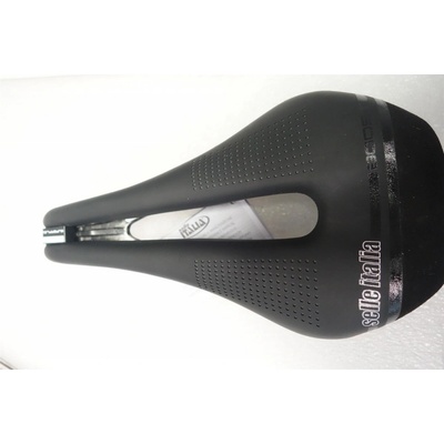 Selle Italia Novus Boost Kit Carbonio Superflow L černé