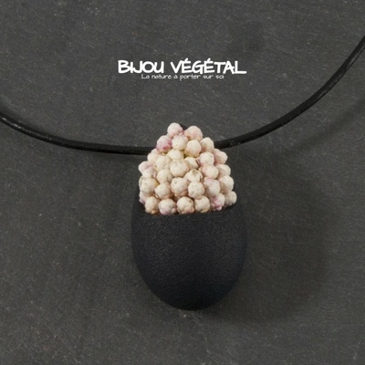 Živé šperky - Náhrdelník Slza černý s trvalými bílými květy