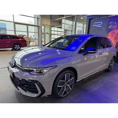 Volkswagen Golf 1.5 eTSI R-Line DSG 110 kW