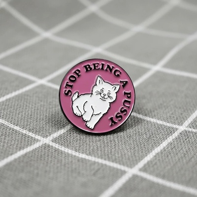 Pinarna Stop being a pussy Přestaň být koťa**o bílá kočička