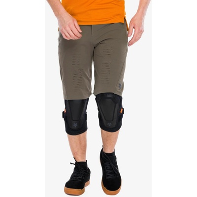Fox Launch Pro Knee Guard black