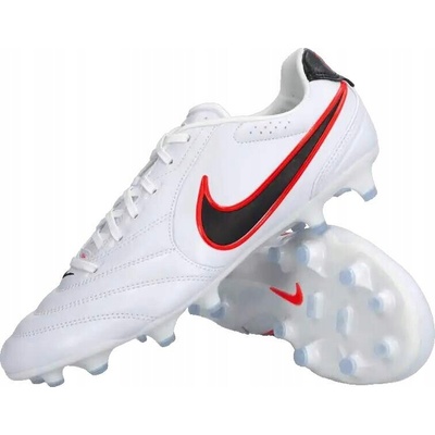 Nike Tiempo