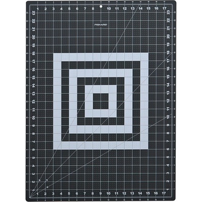 DECRA Řezací podložka na látky, patchwork FISKARS, samosvorná, šedá, 45x60cm