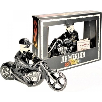 Proshyan Brandy Factory Armenian Brandy ceramic BIKER WITH BLACK CAP 7* 40% 0,33 l (holá láhev)