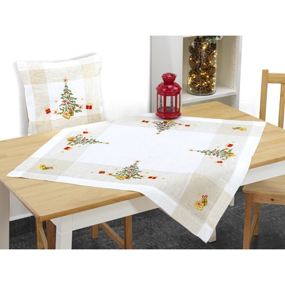 TiaHome Vianočný vyšívaný obrus Christmas tree 40x160cm