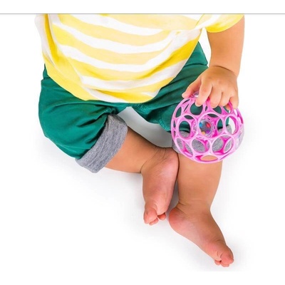 Oball chrastítko RATTLE 10 cm dark pink