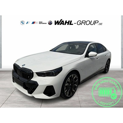 BMW 550e xDrive M Sport 360 kW