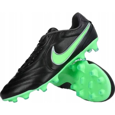 Nike Tiempo