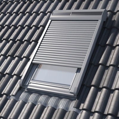 RoofLITE Předokenní solární roleta 55 x 78 cm