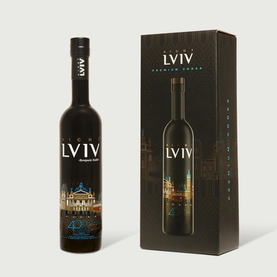 Night Lviv Vodka Black Bottle 40% 0,5 l (dárkové balení 2 panáky)