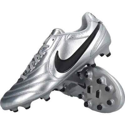 Nike Tiempo