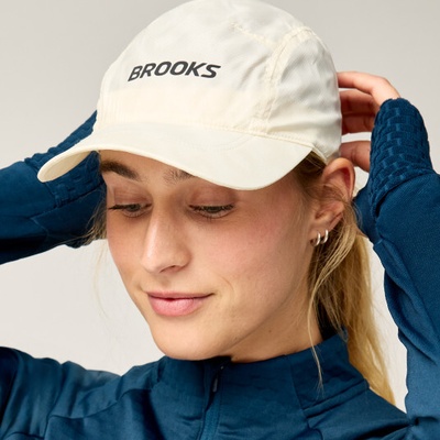 Brooks Journey Reflective Hat Reflective Wordmark Bone