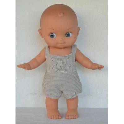 Mini Panchas Bábika v strieborno-sivých krátkych nohaviciach, modré oči, 28 cm