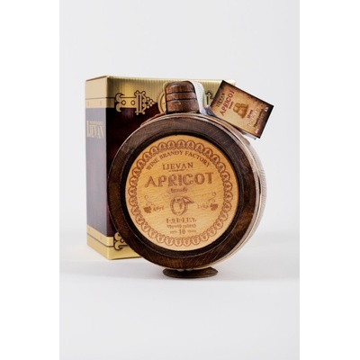 Ijevan Appricot Brandy 10y 40% 0,75 l (dárkové balení soudek)