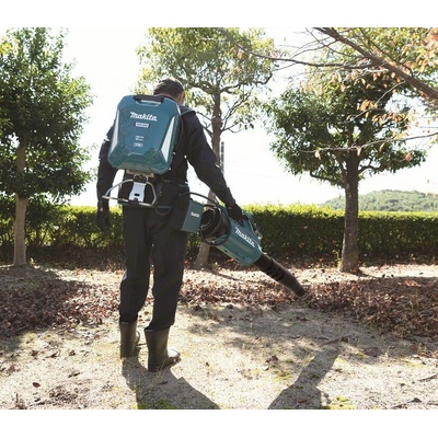 Makita UB003CZ