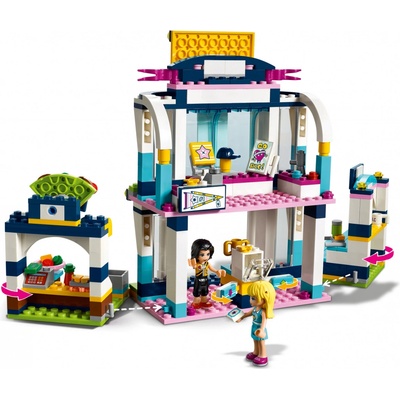 LEGO® Friends 41338 Stephanie ve sportovní aréně