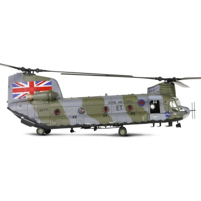 Forces of Valor Chinook HC.Mk 1 RAF No.7 Sqn ZA711 Beirut Lebanon 1984 1:72