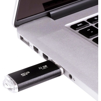 Silicon Power Blaze B02 32GB SP032GBUF3B02V1K