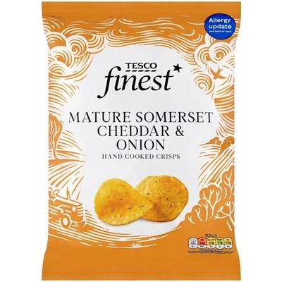 Tesco Finest Smažené bramborové lupínky s příchutí čedaru a cibule 150 g