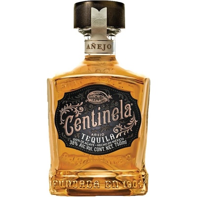 Centinela ANEJO Tequila 38% 0,7 l (holá láhev)