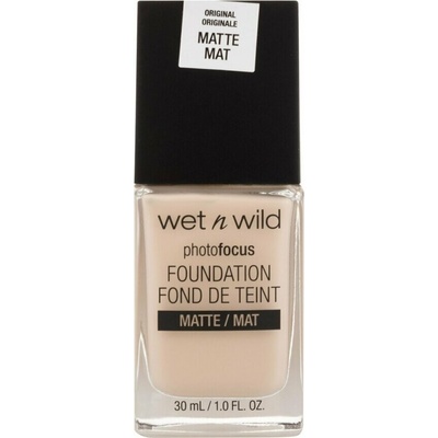 Wet n Wild Photo Focus vysoce krycí rozjasňující make-up Soft Ivory 30 ml