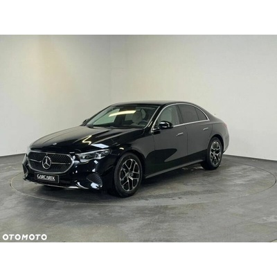 Mercedes-Benz E 220 145 kW