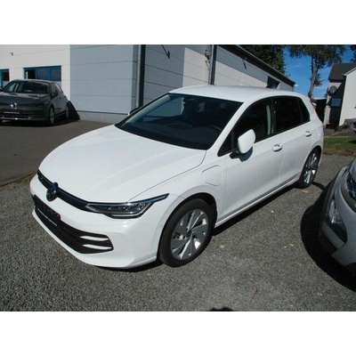 Volkswagen Golf 1.5 Life DSG 150 kW