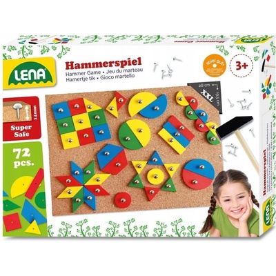 Lena hra s kladívkem Obrazce